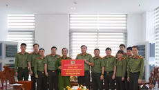 Công an Hà Nội trao quà ủng hộ nhân dân và cán bộ, chiến sĩ Công an các tỉnh Thái Nguyên, Tuyên Quang, Lào Cai