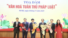 Xây dựng văn hóa pháp lý, hướng tới xã hội thượng tôn pháp luật