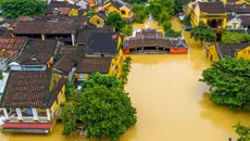 Số người chết và mất tích do mưa lũ tại miền Trung tăng lên 24 người