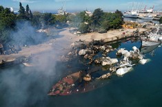 Israel không kích trong đêm, hàng loạt tàu tên lửa Syria chìm xuống biển