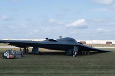 Lỗi thủy lực khiến Mỹ mất 'pháo đài bay tàng hình' B-2 trị giá 2 tỷ USD