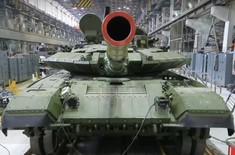 Tốc độ sản xuất xe tăng T-90M của Nga vượt xa mọi dự đoán