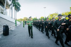 Những người truyền lửa trong mỗi bước chân diễu hành của Công an Hà Nội