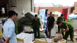 Đắk Lắk: Phát hiện nhiều loại thực phẩm không có nguồn gốc