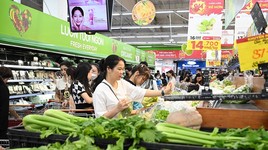 Hàng hoá chuẩn bị chống bão số 3 đảm bảo đáp ứng nhu cầu, người dân không cần tích trữ quá nhiều