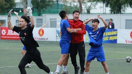 HLV trường IVS đánh giá thế nào về đối thủ THPT Phùng Khắc Khoan?