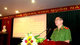 Làm tốt công tác giáo dục, giúp đỡ những người lầm lỡ trở về nẻo thiện