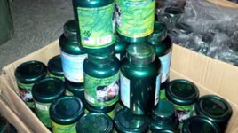 Trữ 4 biển kiểm soát, ô tô còn "găm" cả tấn thực phẩm chức năng lậu