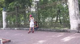 Phạt hành chính 11 trường hợp lang thang nghi bán dâm