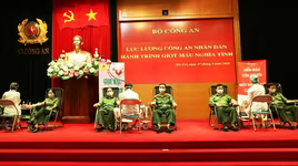 Giọt máu nghĩa tình của lực lượng Công an nhân dân