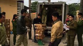 Phát hiện gần 3 tấn thịt bò nhập khẩu quá 'date' cả năm trời