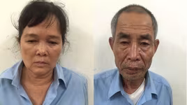 Khởi tố tội danh chống người thi hành công vụ với 2 người ném cát vào công an