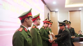 Công an Hà Nội đánh trúng nhiều ổ nhóm cướp, cướp giật, trộm cắp tài sản