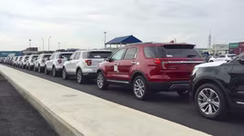 Cuối năm, xe sang tràn về Việt Nam, ô tô Mỹ lần đầu vượt mặt Thái Lan