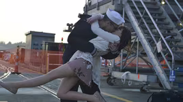 Những hình ảnh ấn tượng nhất về Hải quân Mỹ trong năm 2017