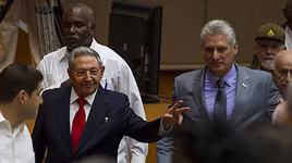 Ông Miguel Diaz-Canel Bermudez được bầu làm Chủ tịch Hội đồng Nhà nước Cuba