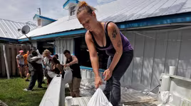 "Bão quái vật" Michael sắp đổ bộ nước Mỹ