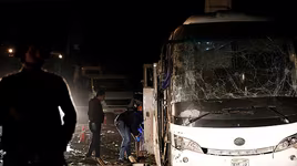 Thủ tướng yêu cầu triển khai ngay các biện pháp bảo hộ công dân Việt Nam tại Ai Cập