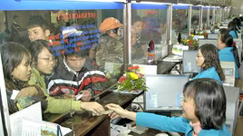 Đầu cơ vé tàu Tết, "cò" vé vẫn hoành hành