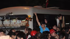 Không may khi đi hội cầu may