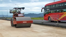 Tăng gánh nặng cho người dân, doanh nghiệp