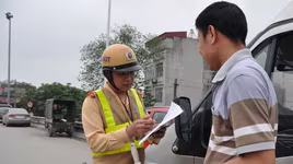 Kiên quyết xử lý xe khách "dù" đội lốt xe hợp đồng 