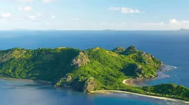 Đẹp hút hồn hòn đảo có nước trong xanh nhất thế giới