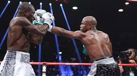 Floyd Mayweather giành chiến thắng thứ 49 liên tiếp và tuyên bố giải nghệ
