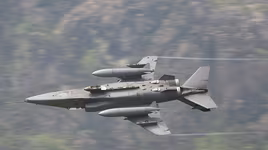 Ấn Độ vung tiền mua máy bay "hàng thải" từ Pháp