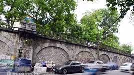 Đục thông các ô cầu đường sắt ở phố Phùng Hưng: Sẽ triển khai thận trọng, khoa học