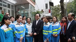 Bí thư Thành ủy Hoàng Trung Hải thăm hỏi, động viên các đơn vị ứng trực phục vụ nhân dân dịp Tết Canh Tý