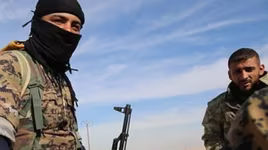 Lực lượng dân chủ Syria bắt cả trẻ em lẫn giáo viên nhập ngũ