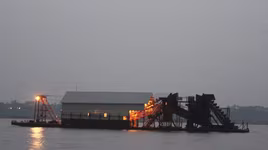 Nhận diện "cát tặc" trên các tuyến sông ở Hà Nội(Kỳ 2): Từ nạo vét đến tận thu 