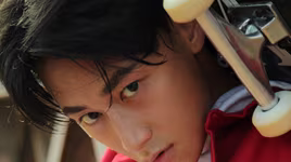 Jackson (GOT7) tạm dừng hoạt động vì sức khỏe yếu, Rocker Nguyễn vội "inbox" thăm hỏi