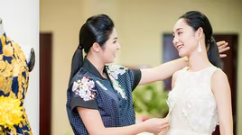 Hoa hậu Ngọc Hân giới thiệu bộ sưu tập mới tại "thủ phủ" của tơ lụa Việt Nam