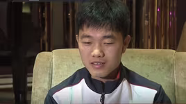 Xem đội trưởng U23 Việt Nam Lương Xuân Trường trả lời phỏng vấn tiếng Anh "như gió"