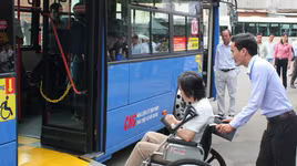 Ban hành nhiều cơ chế khuyến khích, hỗ trợ xe buýt