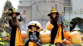 Halloween Sun World Ba Na Hills đẹp rực rỡ với hơn 10 tấn bí, ngô, táo trang trí