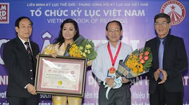 Cuốn sách hé lộ bí mật các sản phẩm tự nghiên cứu suốt 300 tháng của Tân Hiệp Phát