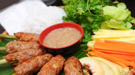 Ẩm thực Huế "hút hồn" du khách thập phương