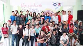 Nghệ sĩ mang niềm vui đến với bệnh nhân HIV/AIDS