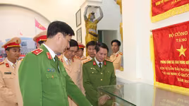 Lấy tiêu chí phục vụ nhân dân để xây dựng Đảng bộ trong sạch, vững mạnh