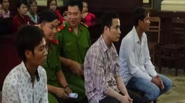 Bị đánh chết dưới nước vì mời bia không uống