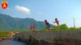 Mùa hè của những đứa trẻ vùng cao