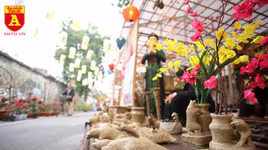 Lạ lẫm phỗng đất ở phố bích họa Phùng Hưng