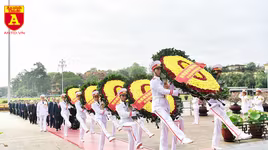 Lãnh đạo Đảng, Nhà nước vào Lăng viếng Chủ tịch Hồ Chí Minh