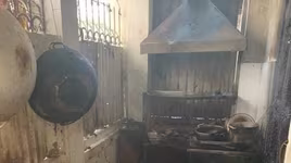 Cháy quán cà phê giữa trưa, 2 người bị bỏng nặng