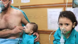 [ẢNH] Phiến quân tấn công hóa học, Nga tức tốc điều chuyên gia sang Syria