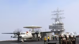 [ẢNH] Lý do đối phương khó đến gần để đánh chìm tàu sân bay Mỹ