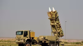 [ẢNH] Bỏ S-300, Iran mang vũ khí phòng không cực mạnh tới Syria đón lõng máy bay Israel